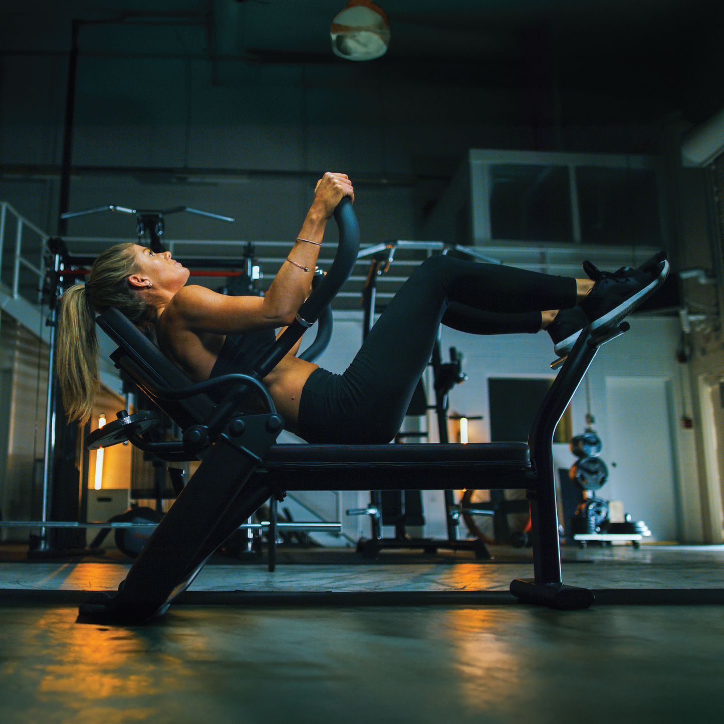 AB CRUNCH BENCH